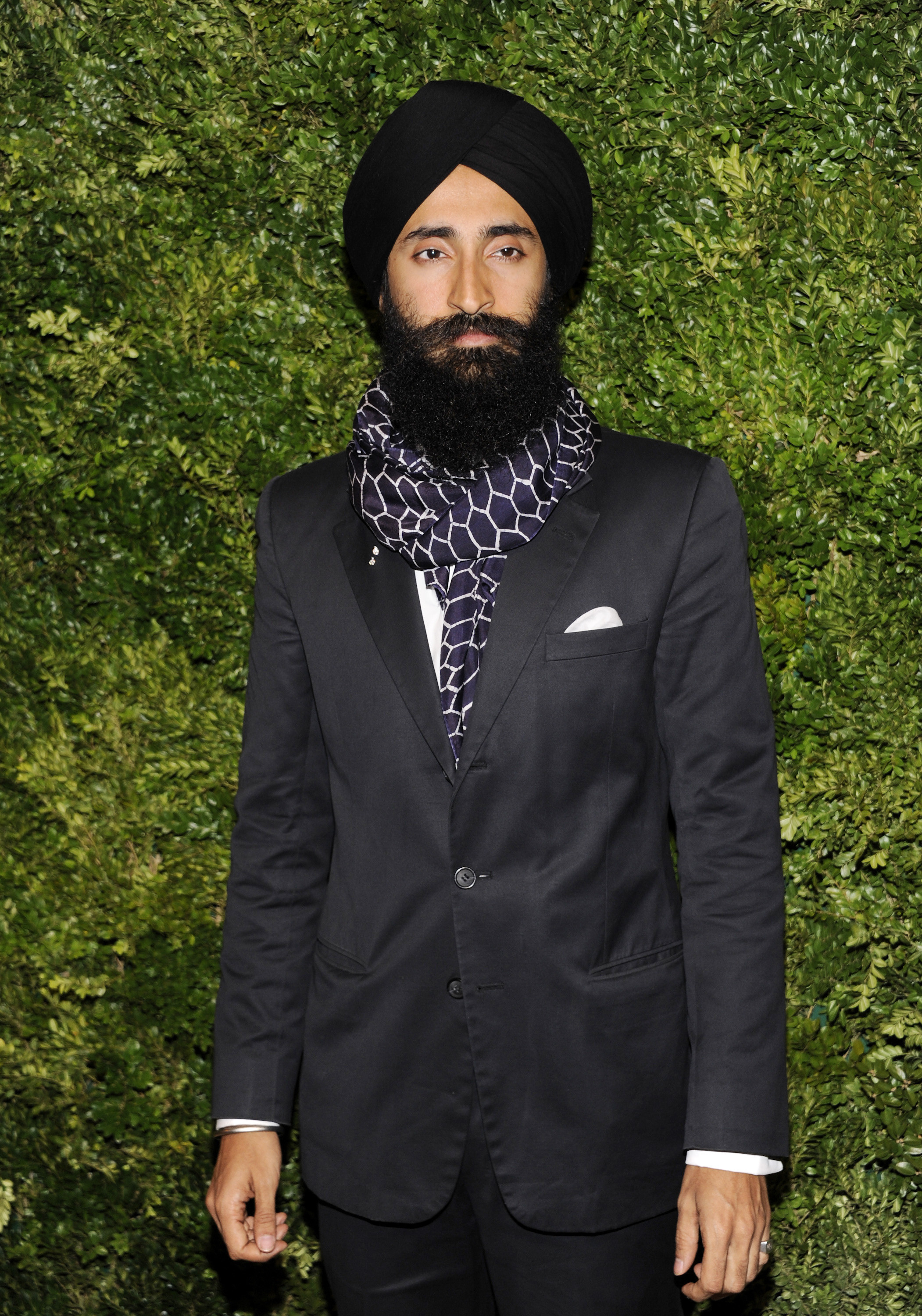waris-ahluwalia-wallpaper