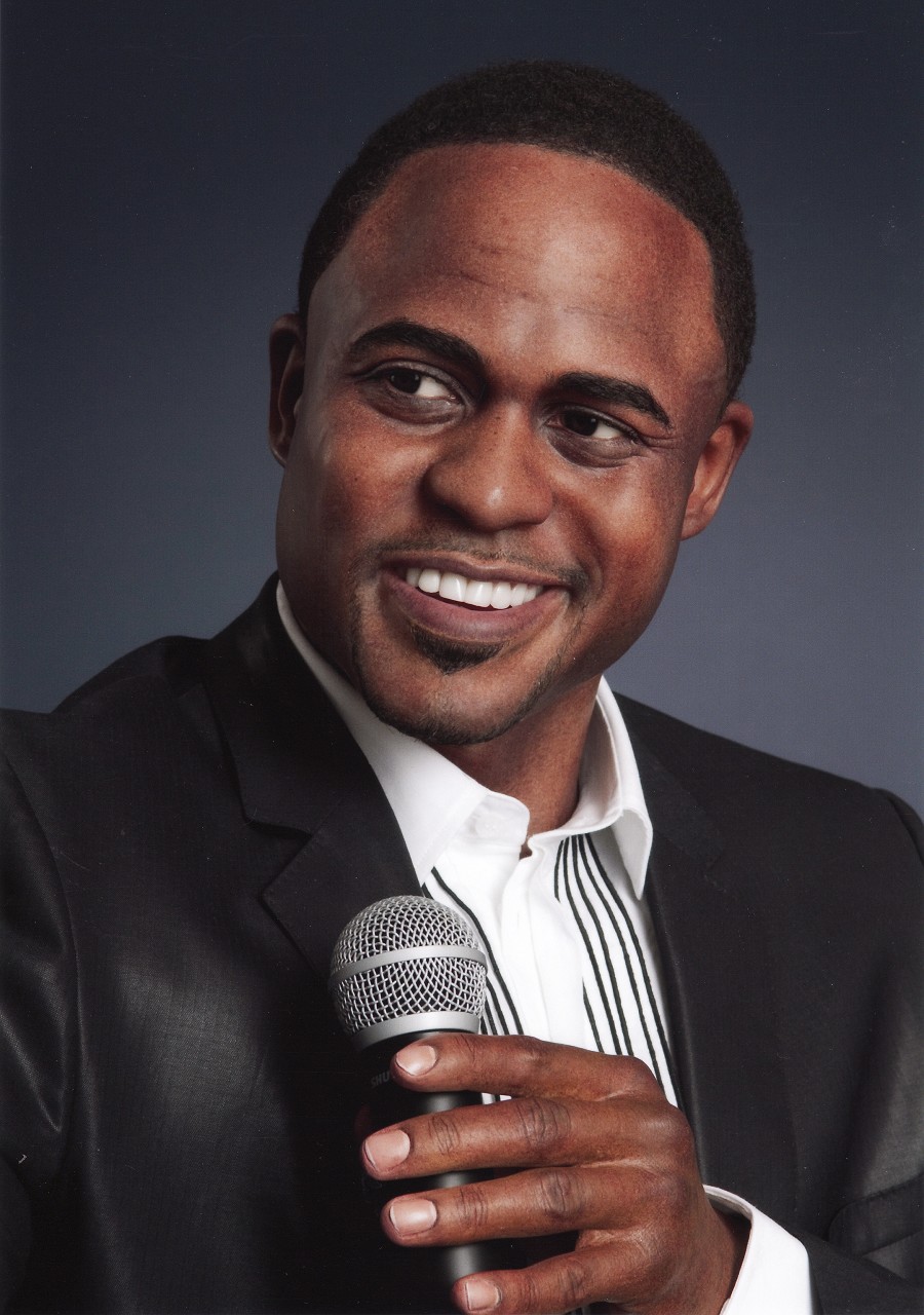 photos-of-wayne-brady