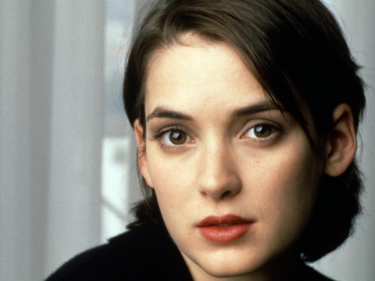 winona-ryder-2015