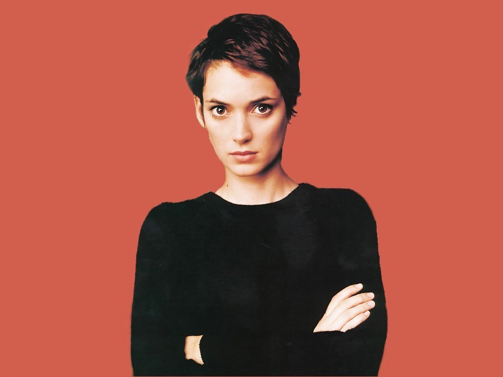 winona-ryder-hd-wallpaper