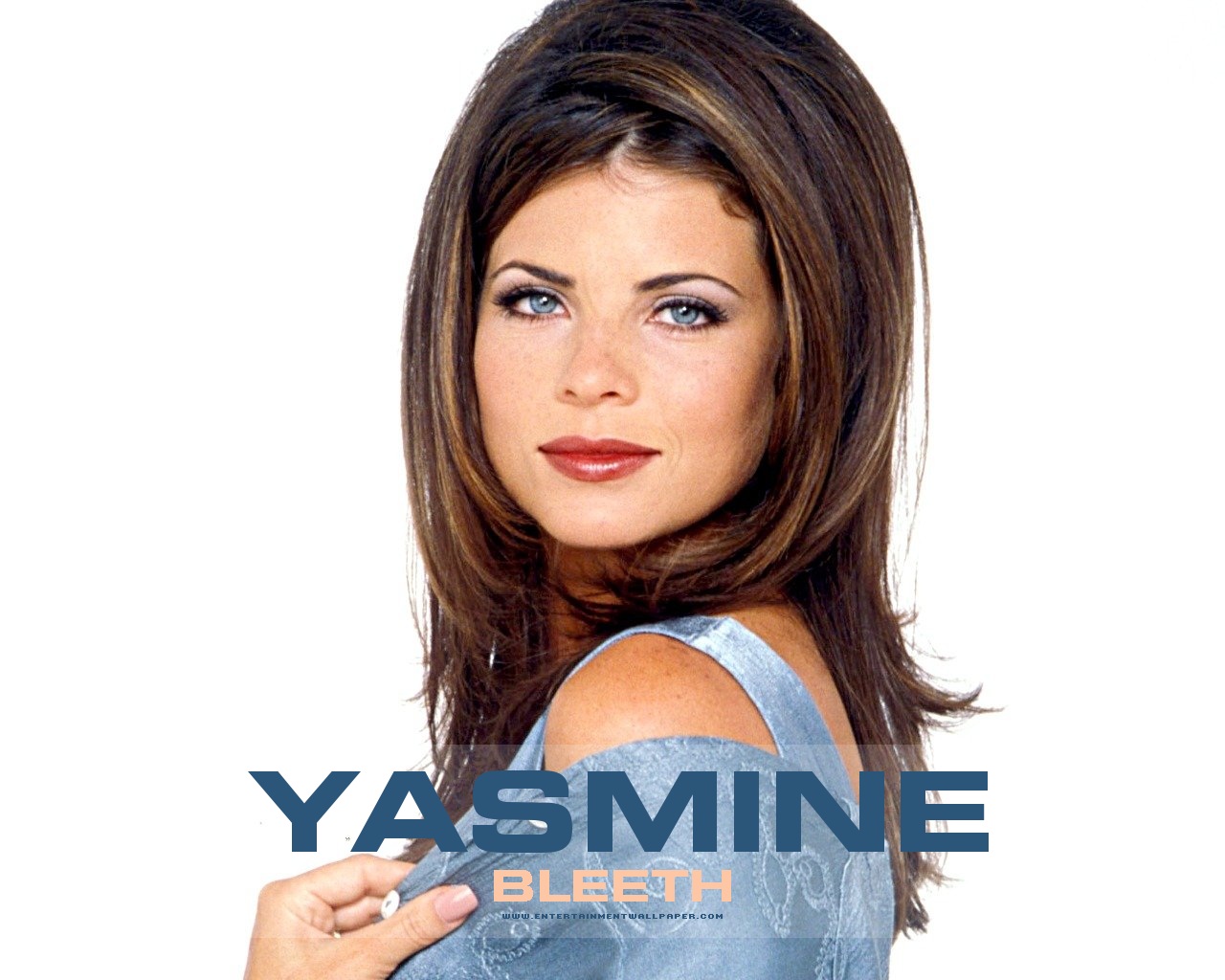 yasmine-bleeth-photos