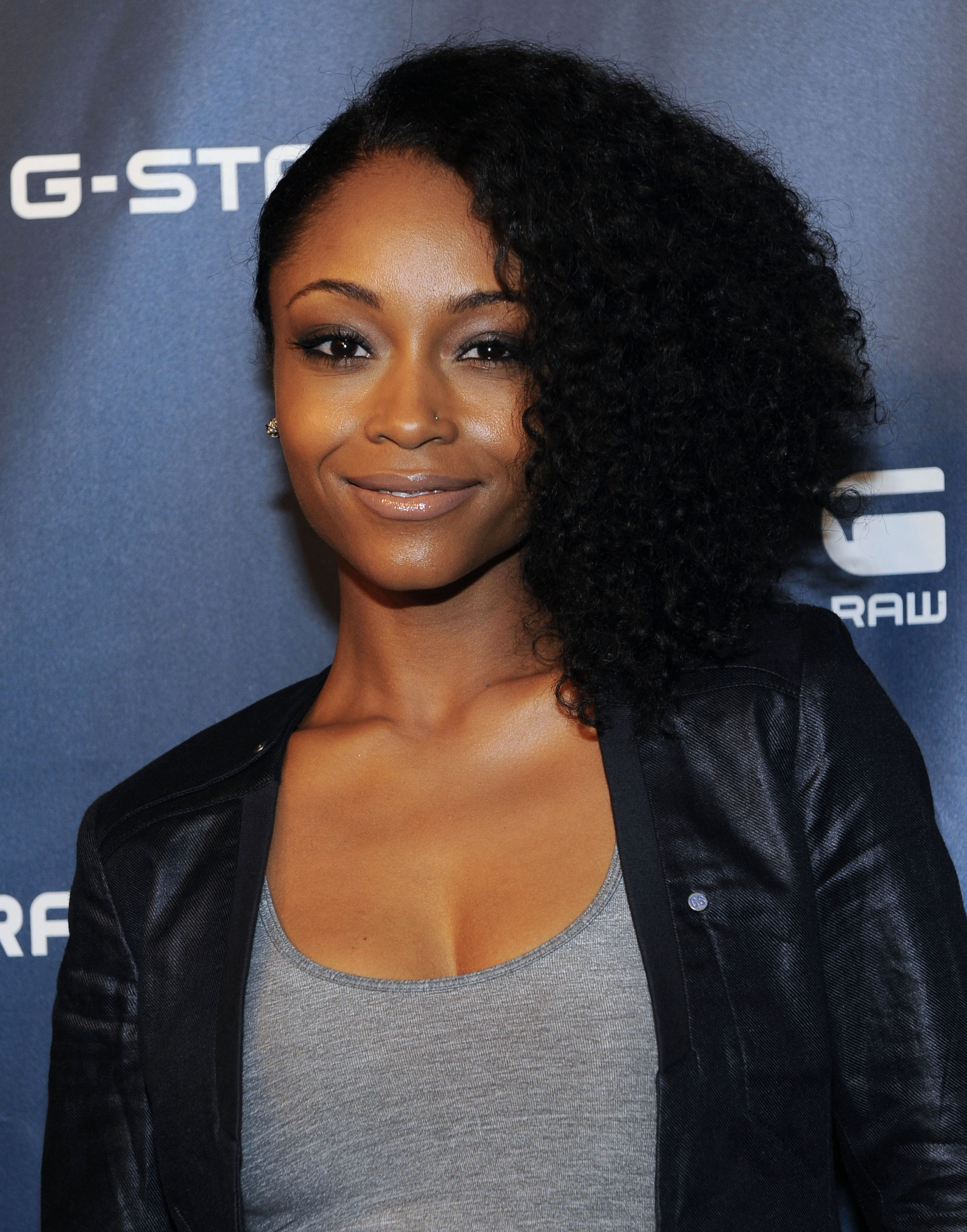yaya-dacosta-pictures