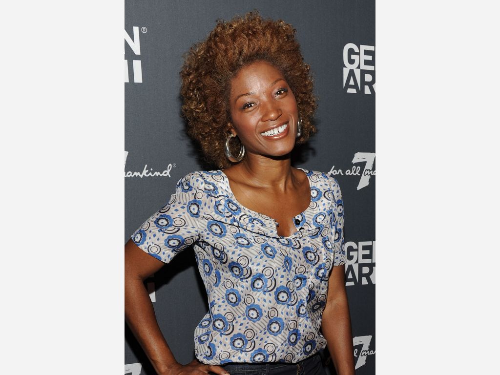 best-pictures-of-yolonda-ross