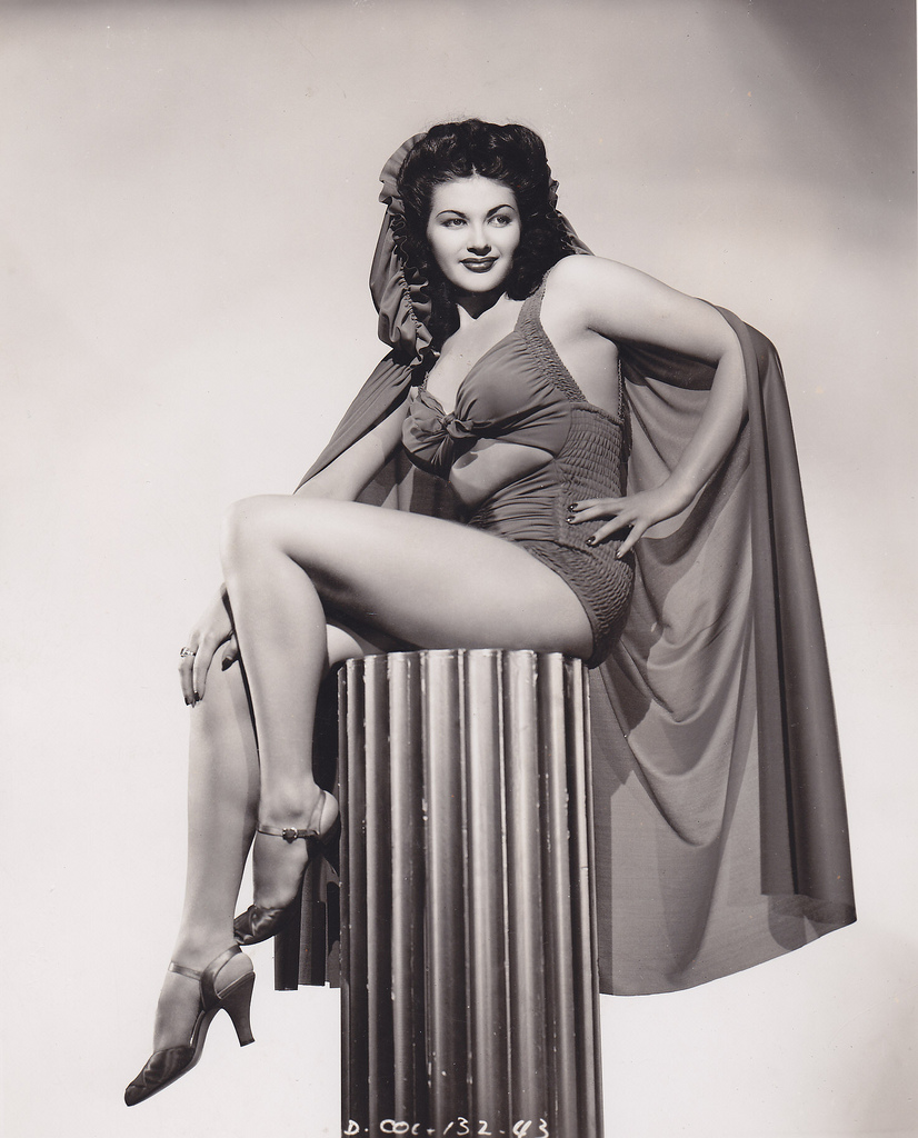 Pictures of yvonne de carlo