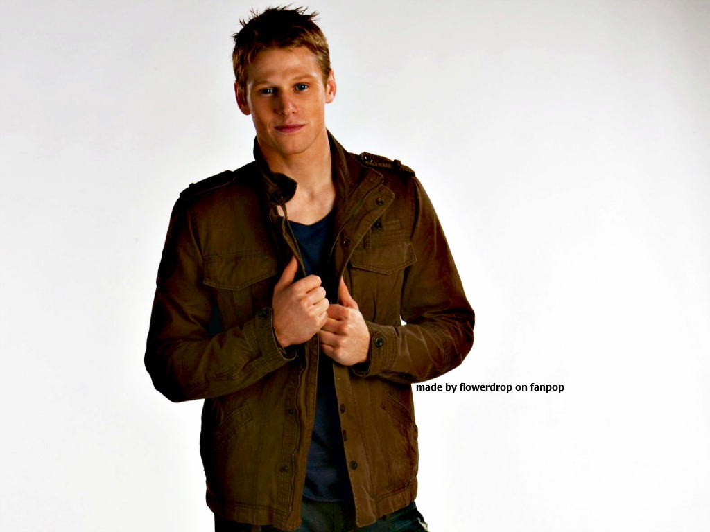 zach-roerig-scandal