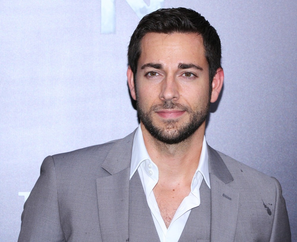 best-pictures-of-zachary-levi