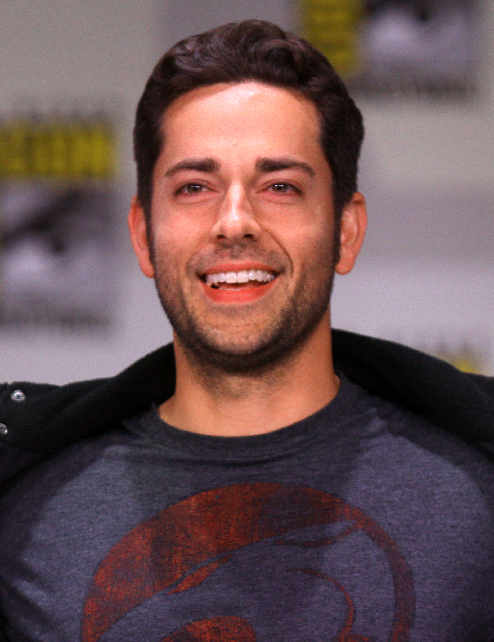 zachary-levi-wallpapers