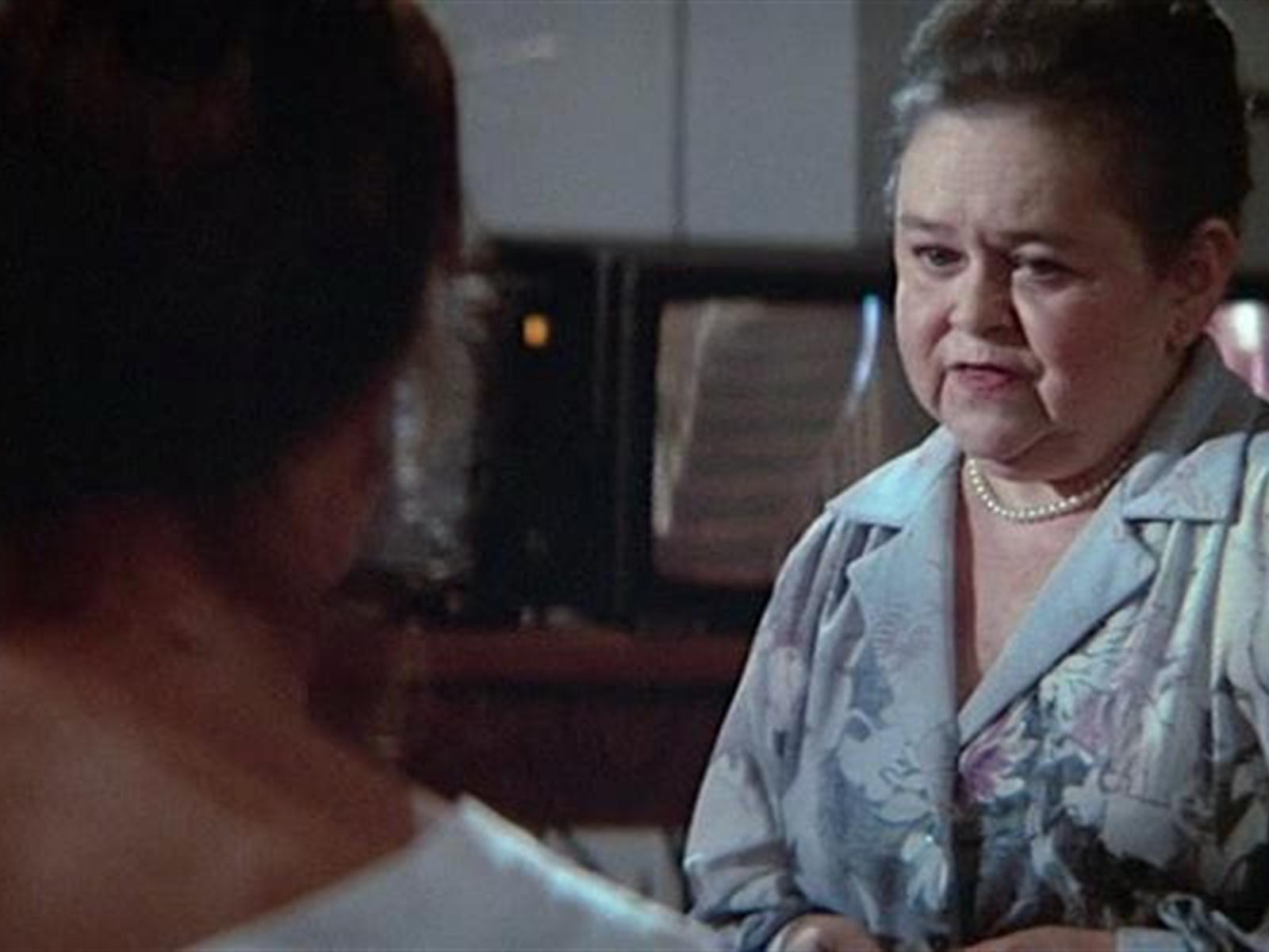 best-pictures-of-zelda-rubinstein