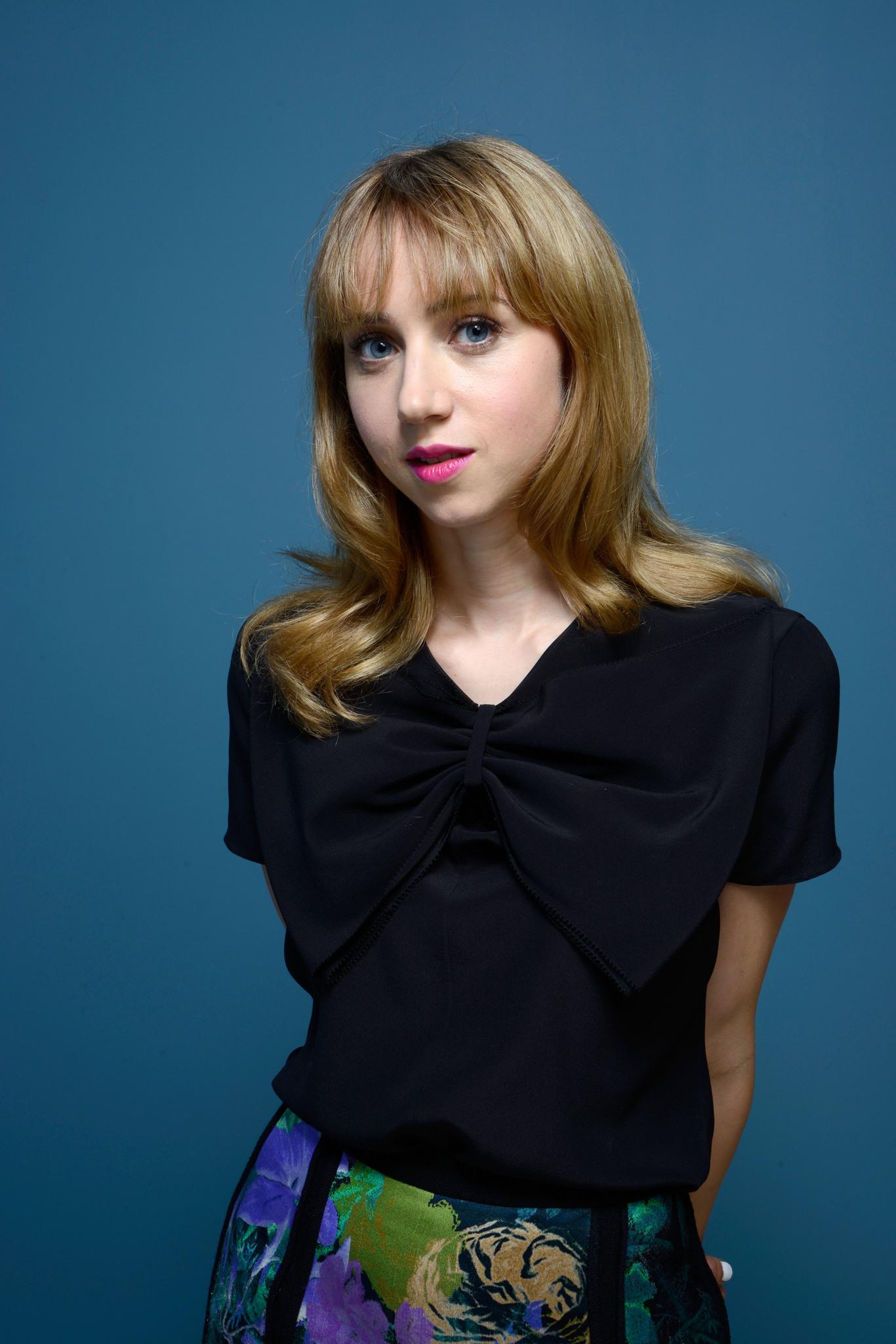 best-pictures-of-zoe-kazan