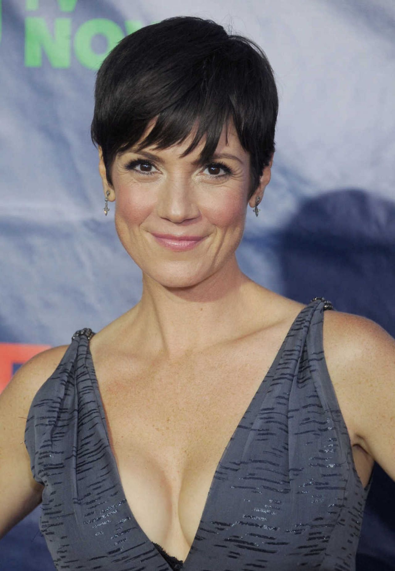 zoe-mclellan-pictures