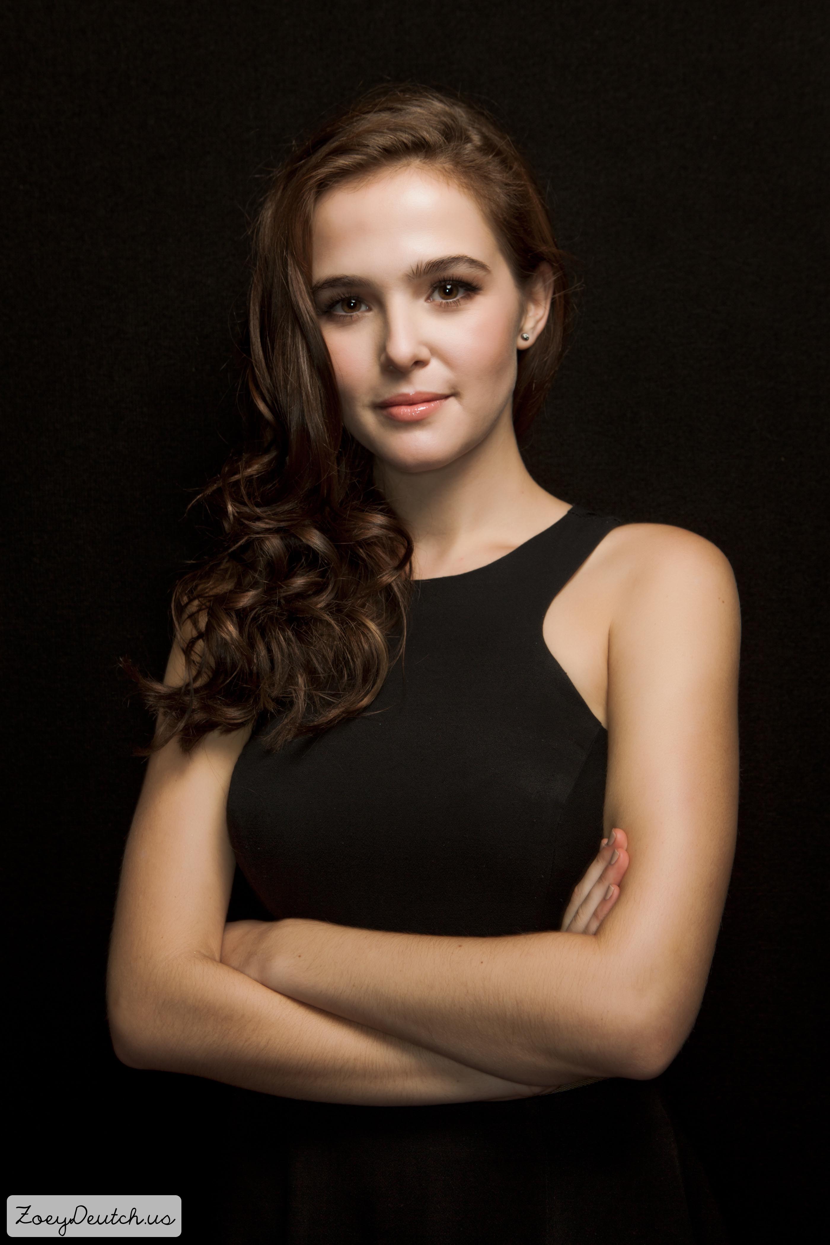 zoey-deutch-gossip