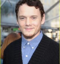 Anton Yelchin's picture