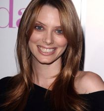 April Bowlby's picture