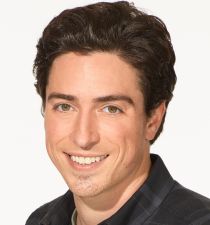 Ben Feldman (actor)'s picture