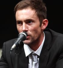 Desmond Harrington's picture