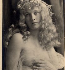 Dolores Costello's picture