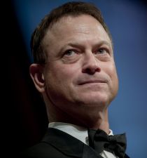 Gary Sinise's picture