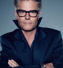 Harry Hamlin's picture