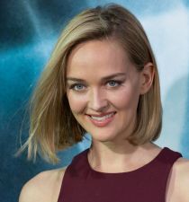 Jess Weixler's picture