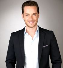 Jesse Lee Soffer's picture