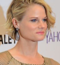 Joelle Carter's picture