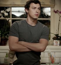 John Francis Daley's picture