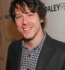 John Gallagher, Jr.'s picture