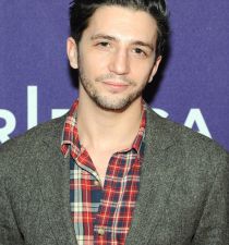 John Magaro's picture