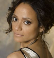 Judy Reyes's picture