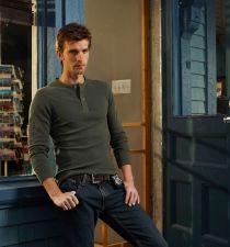 Lucas Bryant's picture