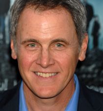 Mark Moses's picture