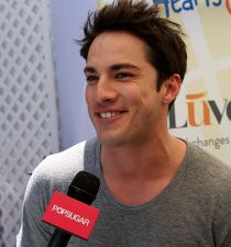 Michael Trevino's picture