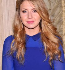 Nina Arianda's picture