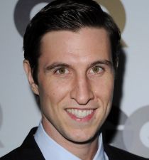 Pablo Schreiber's picture