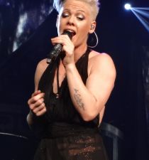 Pink (singer)'s picture