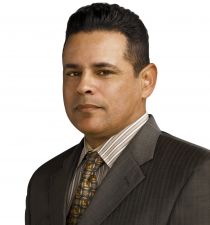 Raymond Cruz's picture