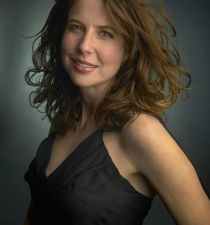 Robin Weigert's picture