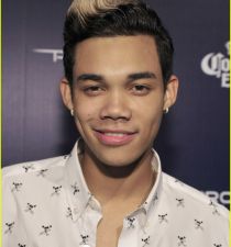 Roshon Fegan's picture