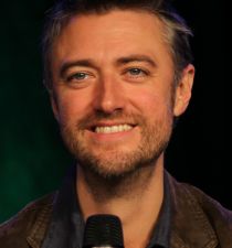 Sean Gunn's picture