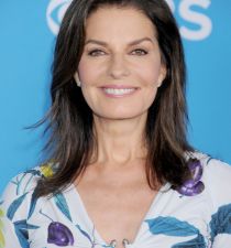 Sela Ward's picture