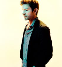 Shane Carruth's picture