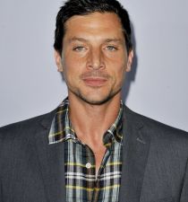 Simon Rex's picture